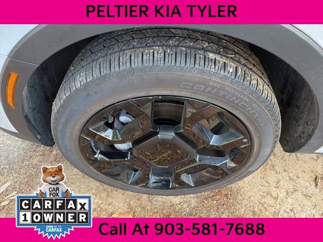 Certified 2025 Kia Sorento SX image 5