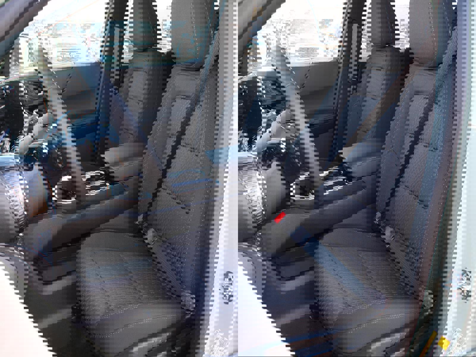 New 2026 Chevrolet Equinox LT image 15