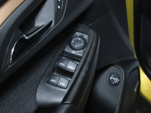 Used 2023 Chevrolet TrailBlazer ACTIV w/ Sun and Liftgate Package image 17