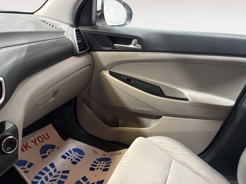 Used 2019 Hyundai Tucson SE image 17