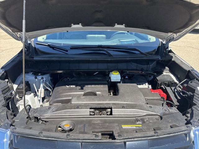 Used 2023 Nissan Pathfinder Platinum AWD/4WD image 13