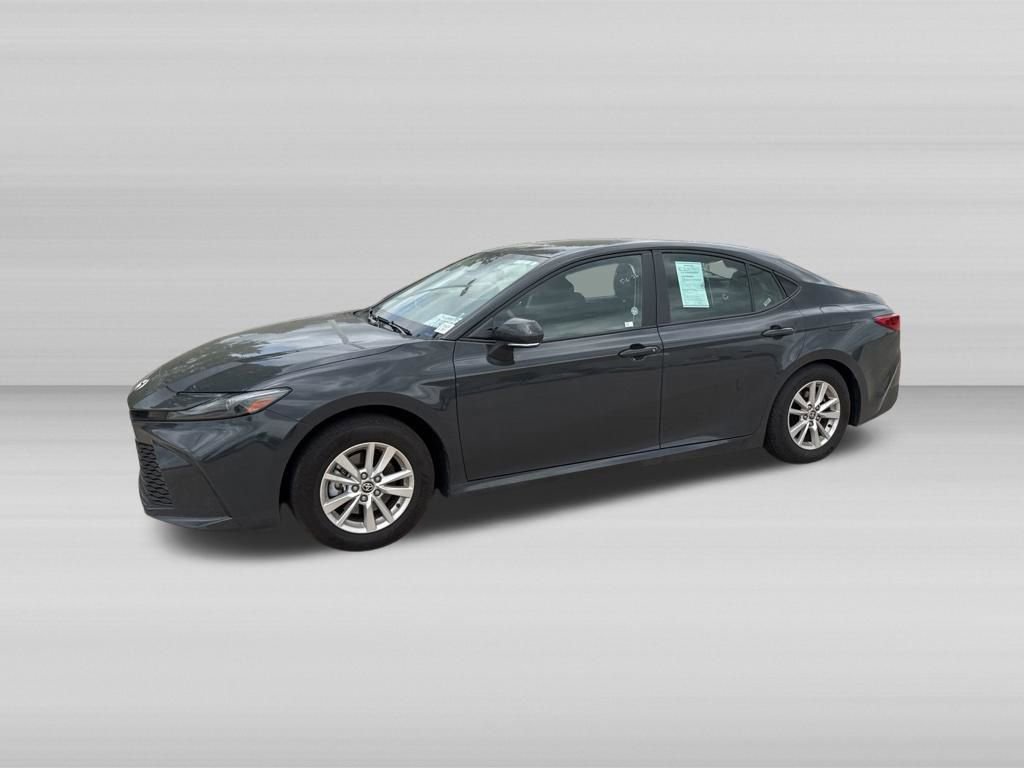 Used 2026 Toyota Camry LE FWD image 11