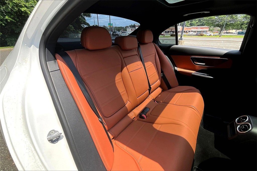 Certified 2023 Mercedes-Benz C 300 4MATIC Sedan image 29