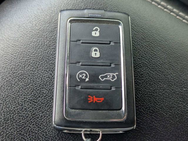 Used 2023 Jeep Grand Cherokee L Limited w/ Trailer Tow Group (B) AWD/4WD image 25