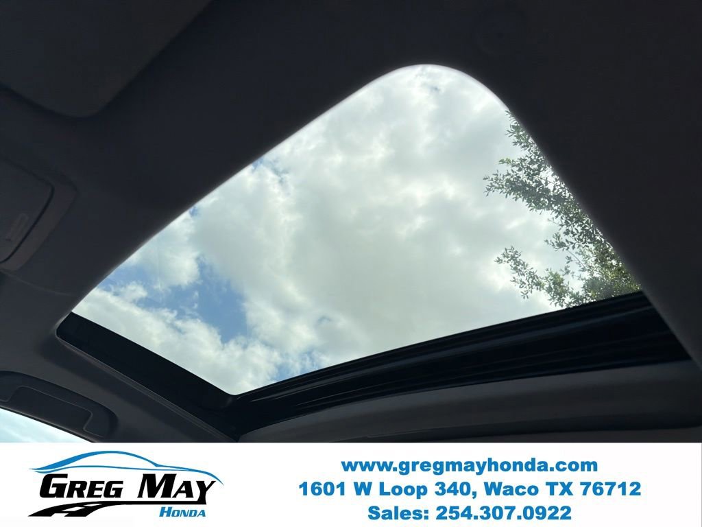 Used 2018 Honda Accord Touring image 14