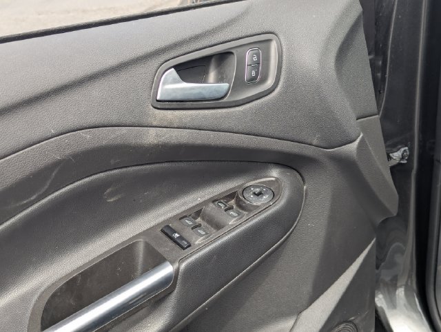 Used 2018 Ford Escape SE AWD/4WD image 16