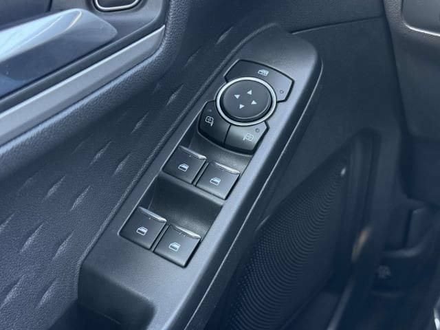 Used 2020 Ford Escape SE AWD/4WD image 18