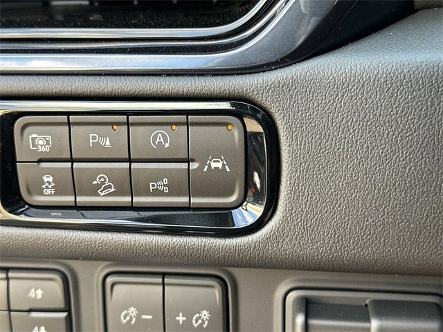 New 2026 GMC Yukon XL AT4 w/ AT4 Premium Plus Package image 19