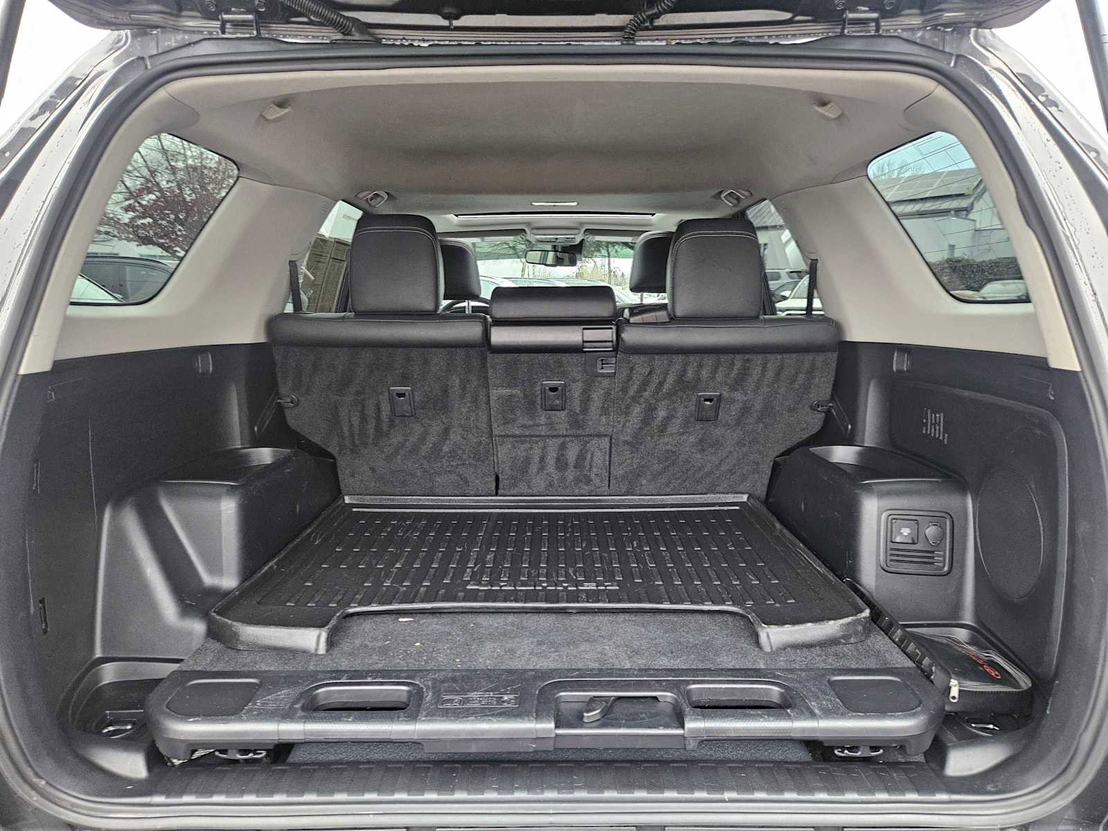 Used 2022 Toyota 4Runner Limited image 18