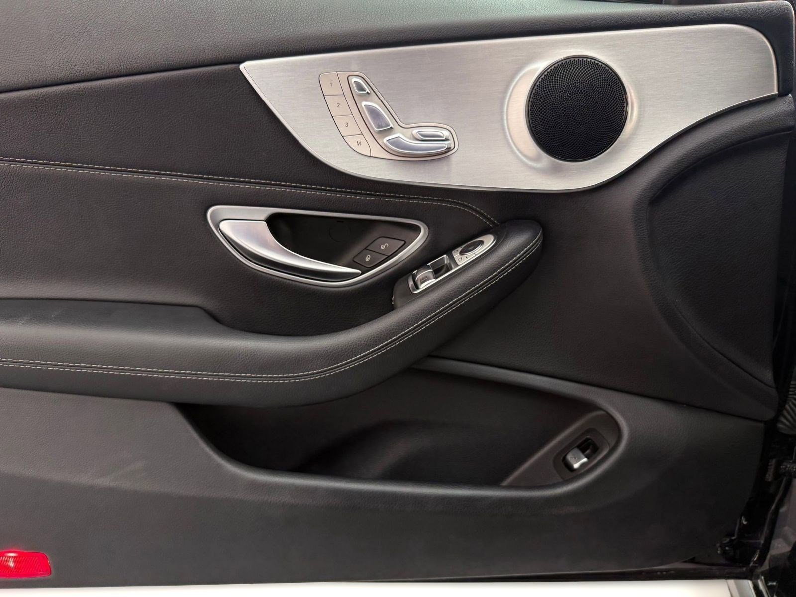 Used 2018 Mercedes-Benz C 300 Coupe image 12