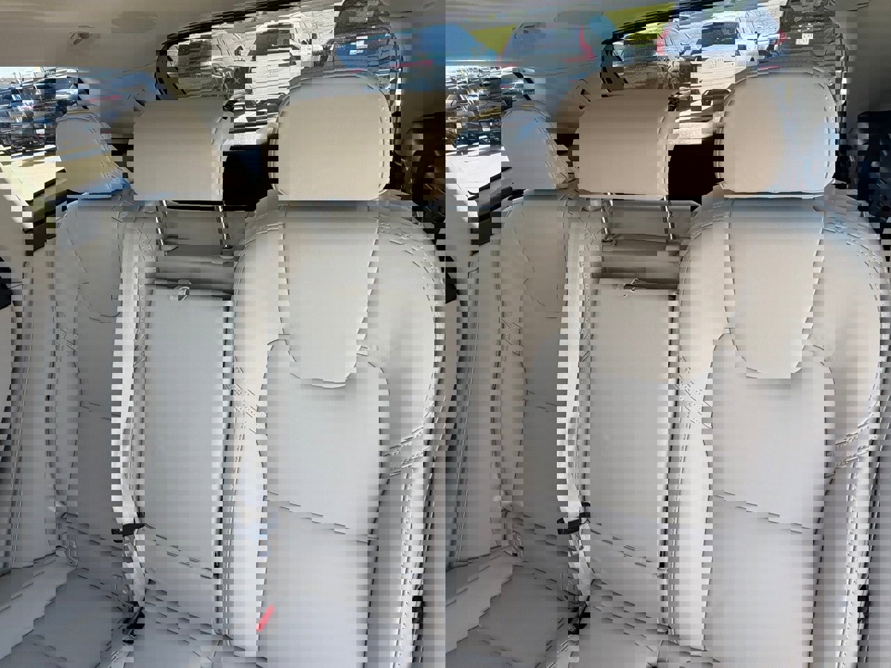 New 2026 Volvo XC60 B5 Ultra w/ Protection Package Premier image 24