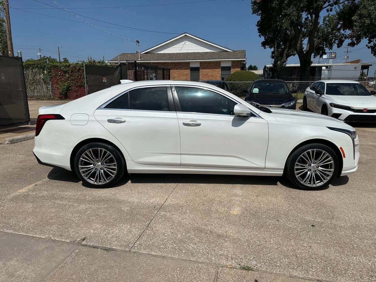 Used 2020 Cadillac CT4 Premium Luxury AWD/4WD image 5