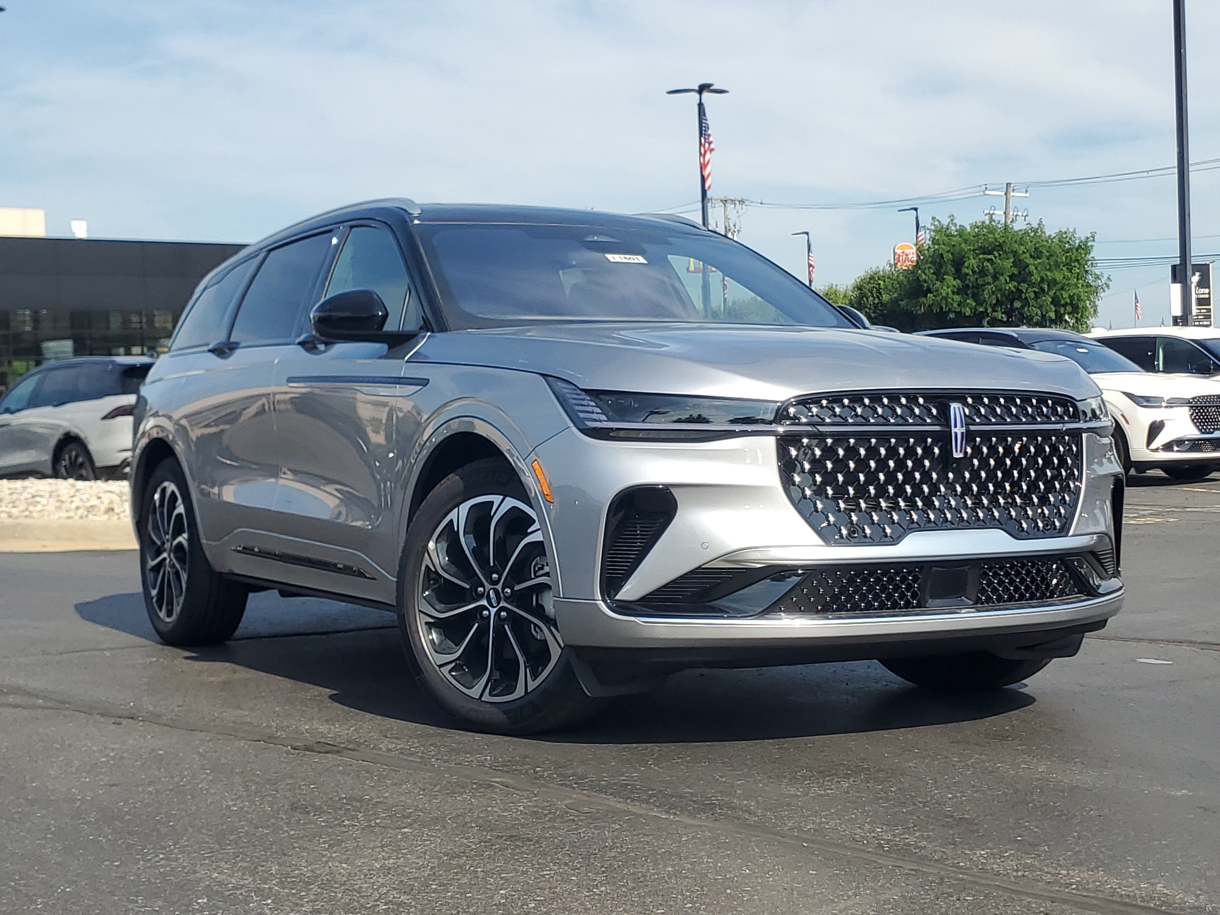 New 2026 Lincoln Nautilus Reserve AWD/4WD image 1