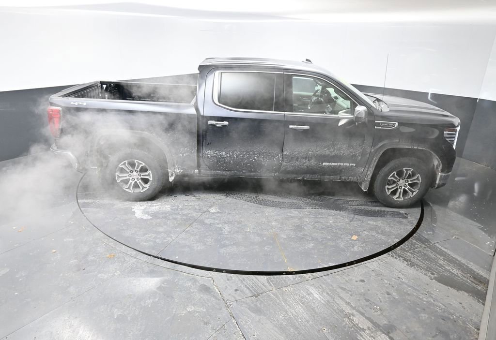 Used 2024 GMC Sierra 1500 SLT image 15