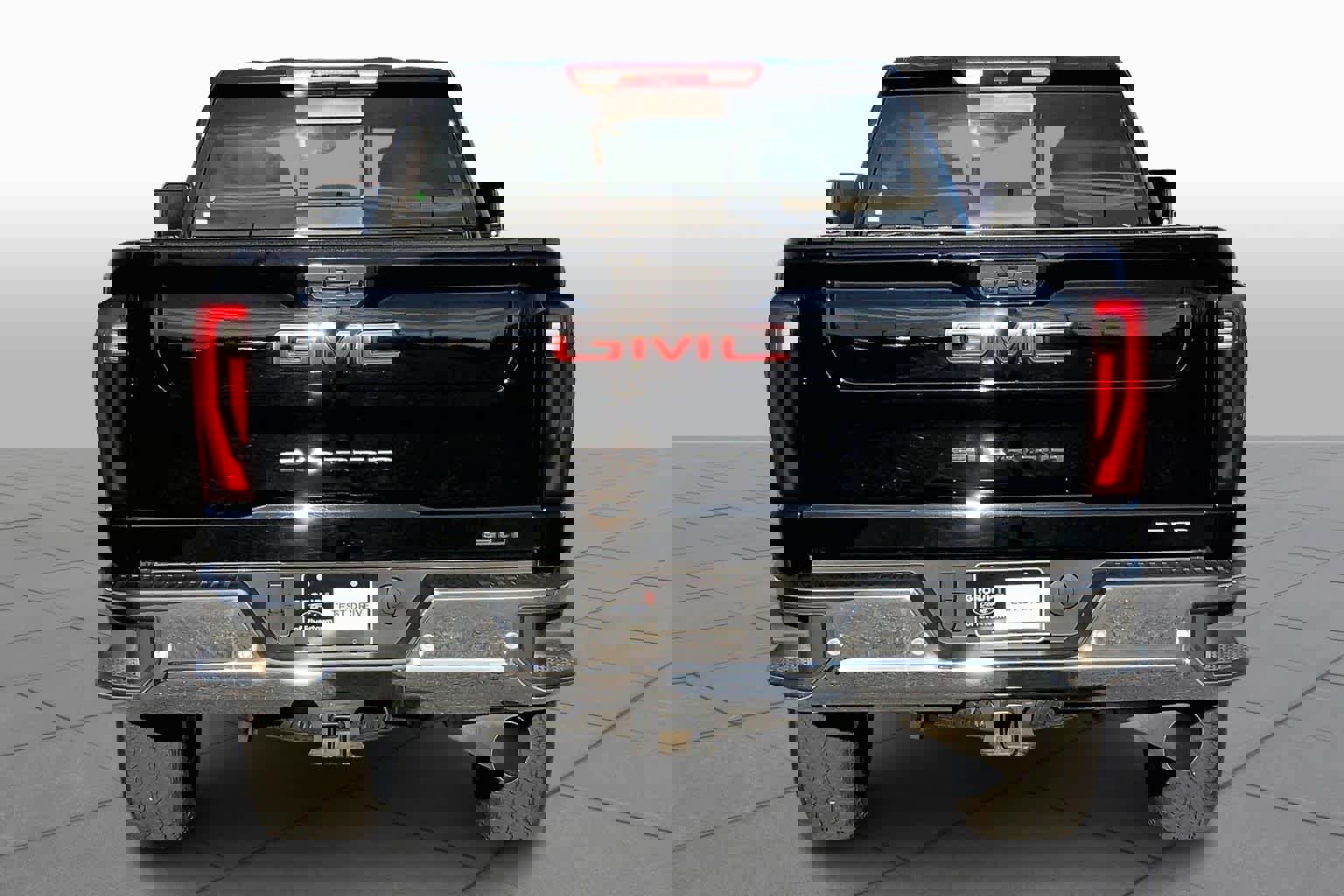 Used 2024 GMC Sierra 2500 SLT w/ SLT Premium Package image 5