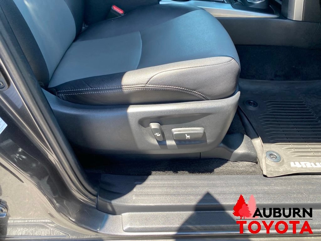 Used 2018 Toyota 4Runner SR5 Premium AWD/4WD image 25