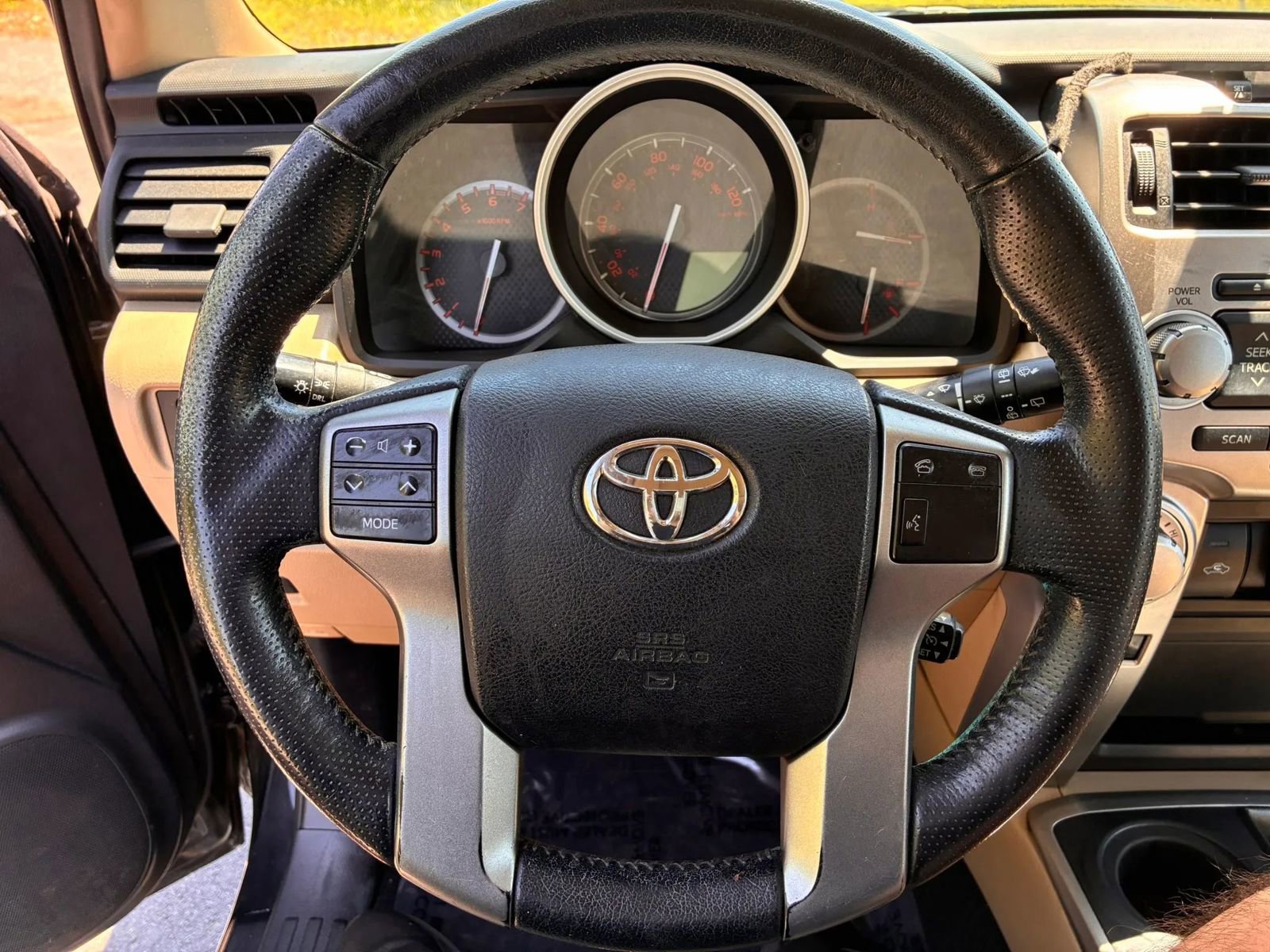 Used 2010 Toyota 4Runner Trail AWD/4WD image 23