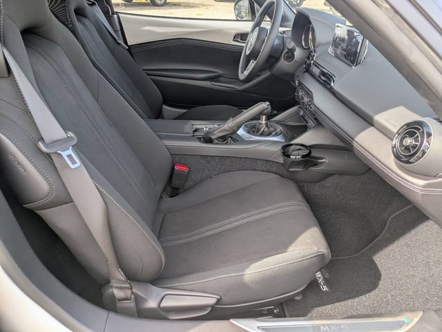 New 2026 MAZDA MX-5 Miata Club w/ Interior Package RWD image 23