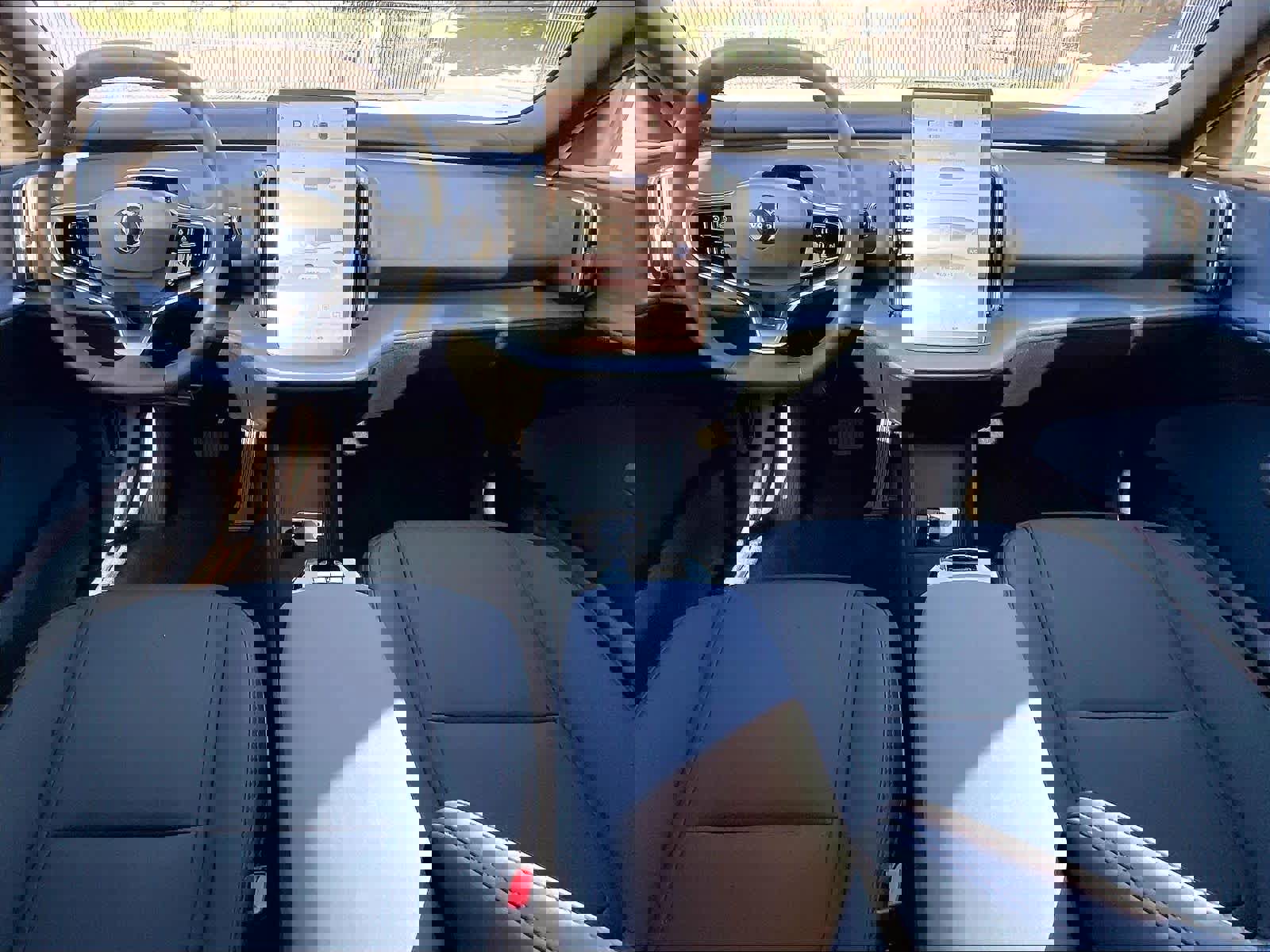 New 2026 Volvo EX30 Cross Country Ultra w/ Protection Package Premier image 7