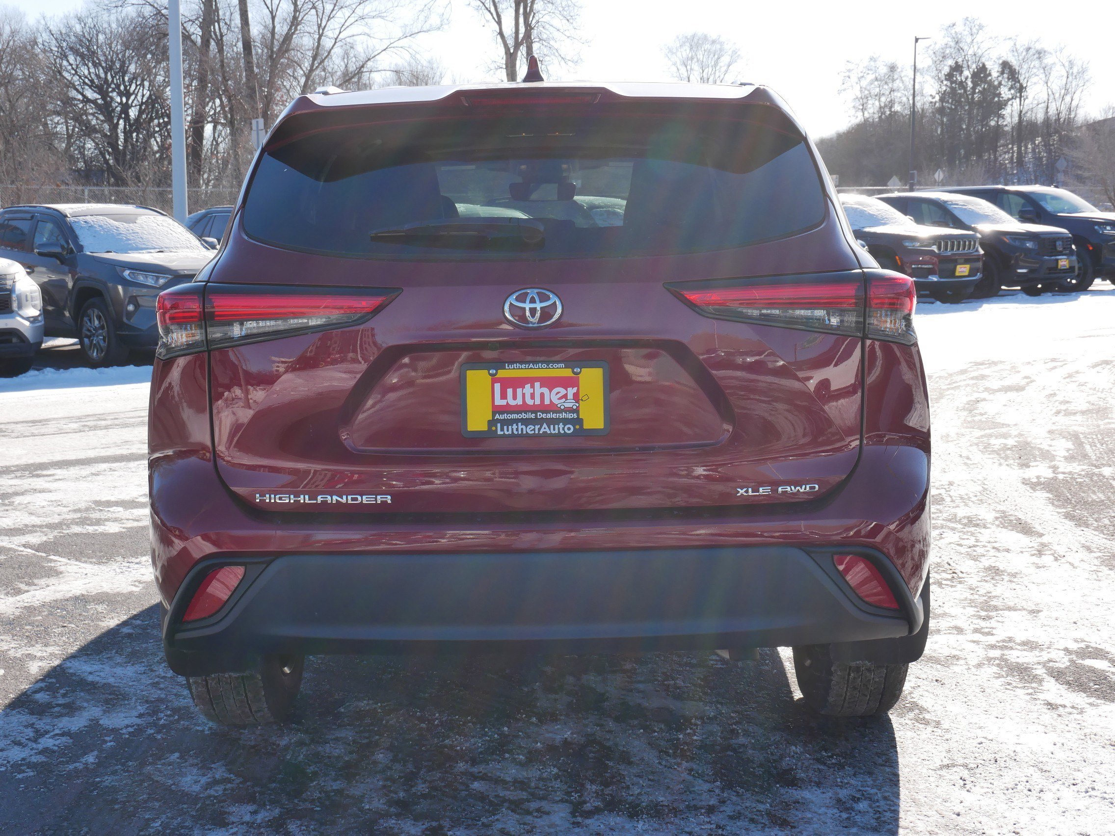 Used 2022 Toyota Highlander XLE image 14
