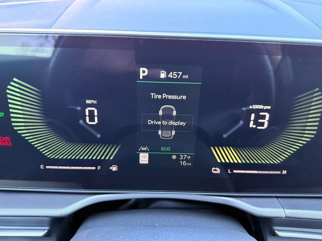 New 2026 Kia Sportage LX FWD image 13