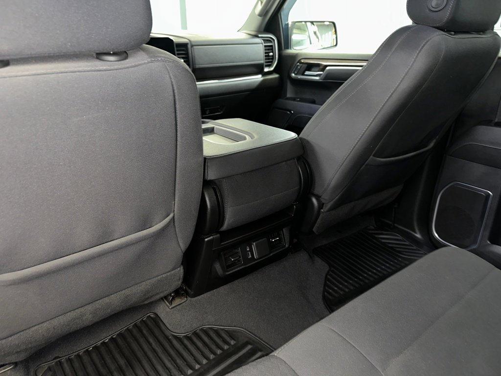 Used 2023 Chevrolet Silverado 1500 LT image 20