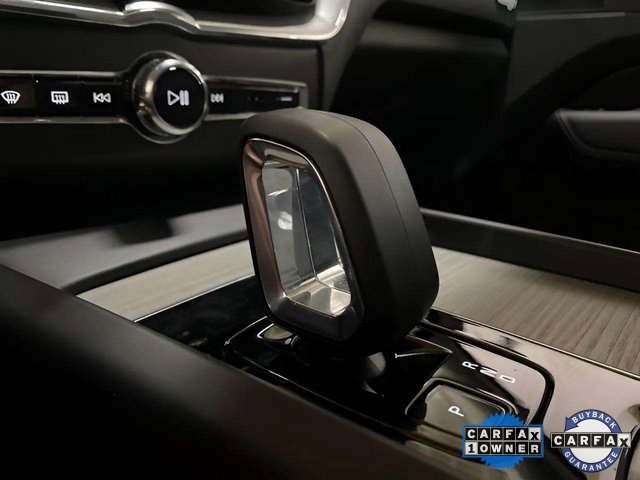 Used 2025 Volvo XC60 B5 Plus image 56