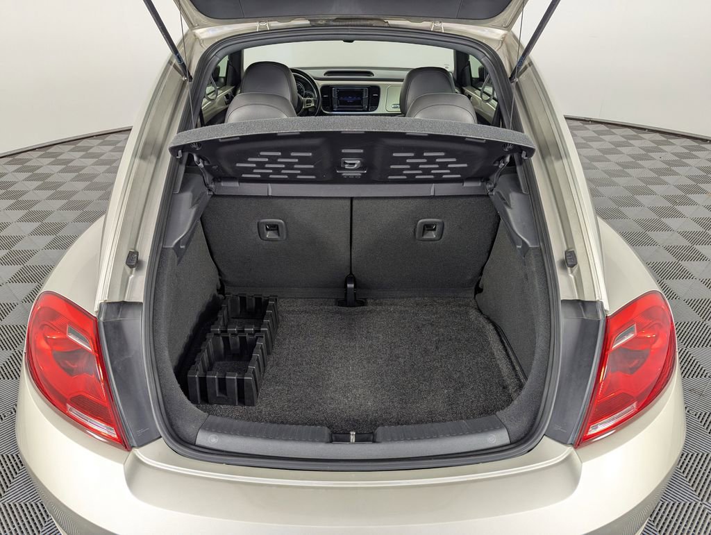 Used 2016 Volkswagen Beetle 1.8T SE image 30