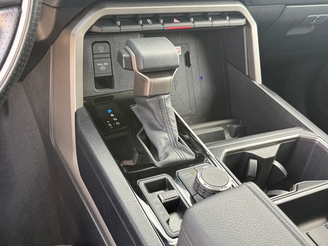 Used 2026 Toyota Tundra SR5 AWD/4WD image 18