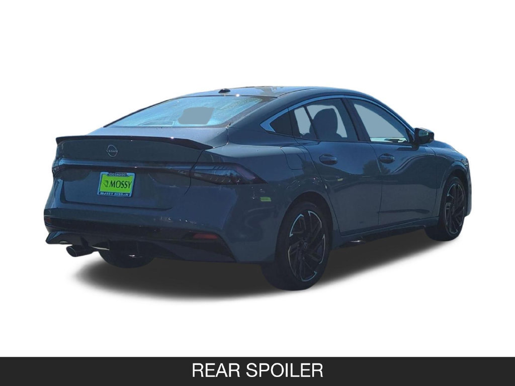 New 2027 Nissan Sentra SR w/ Floor Mat Package FWD image 9