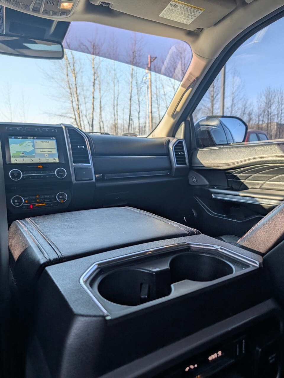 Used 2018 Ford Expedition Platinum AWD/4WD image 30