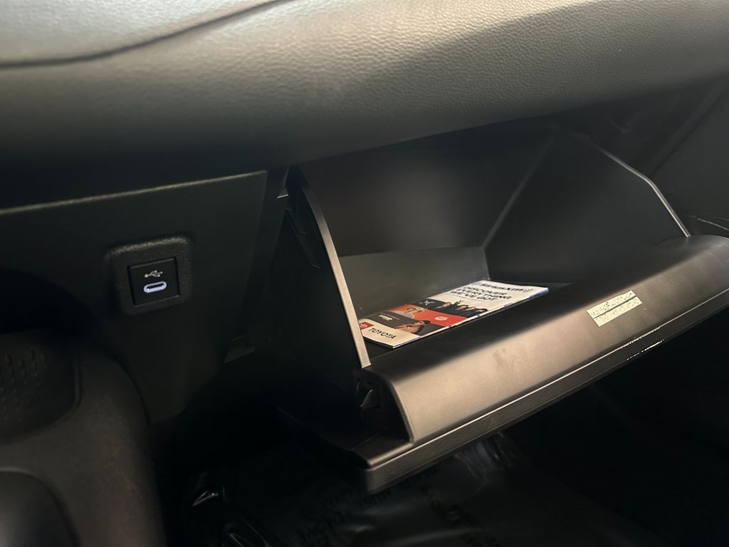 Used 2023 Toyota Corolla LE image 30