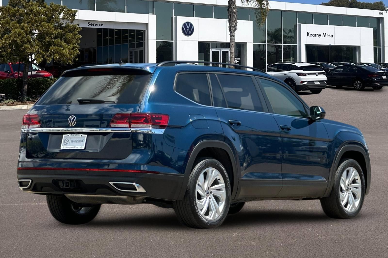 Used 2023 Volkswagen Atlas SE FWD image 4