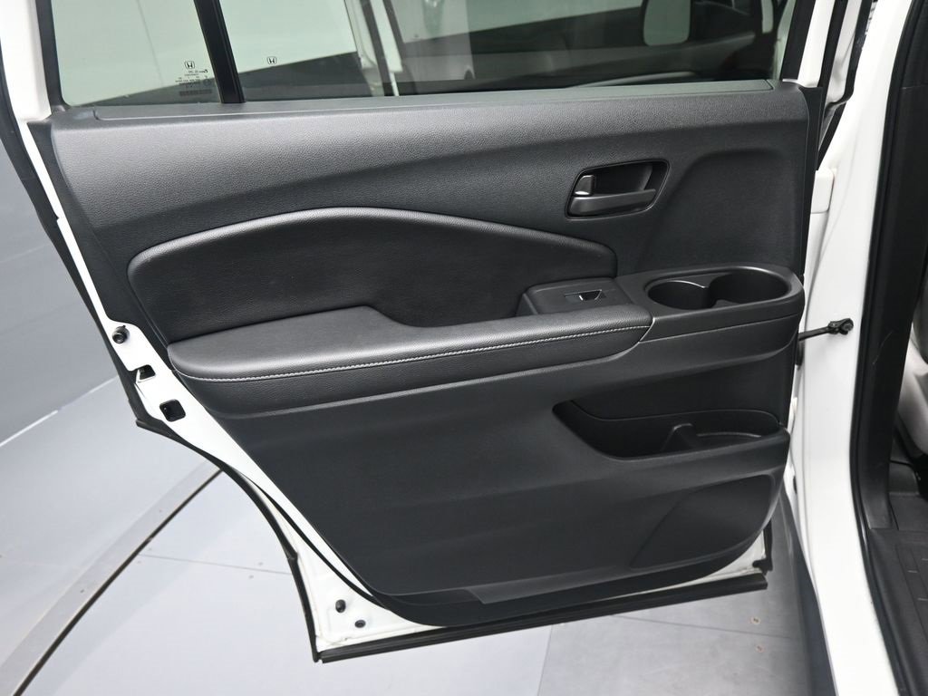 Used 2022 Honda Passport EX-L image 8