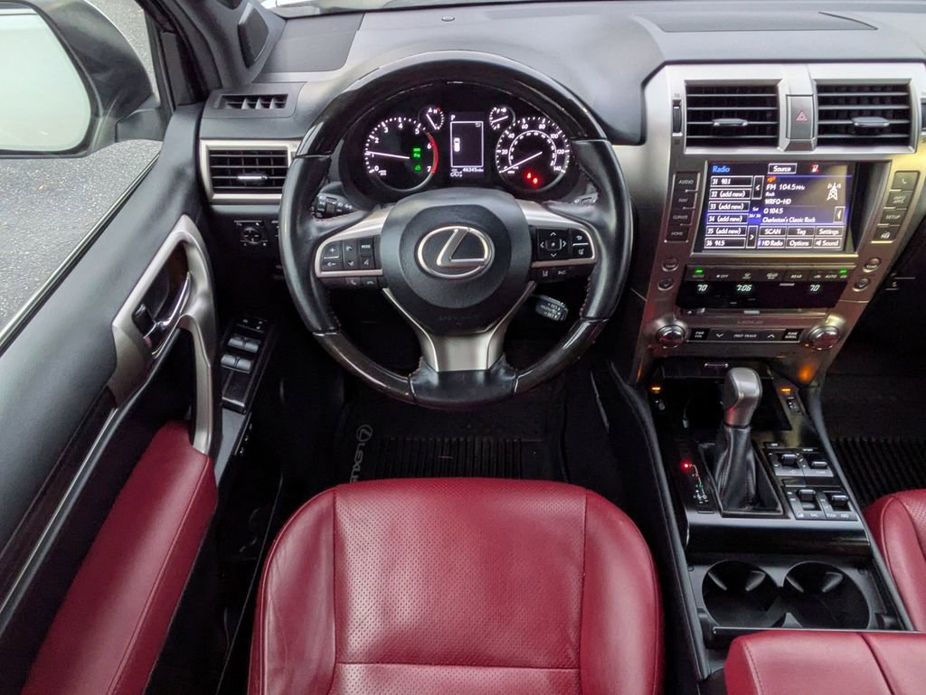 Used 2020 Lexus GX 460 Luxury w/ Accessory Package image 16