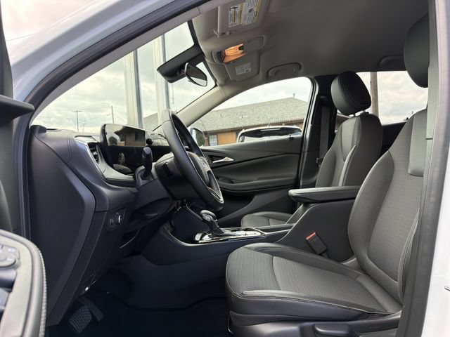 Used 2025 Buick Encore GX Preferred FWD image 13