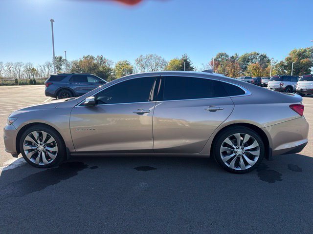Used 2018 Chevrolet Malibu Premier w/ Premier Sun and Wheel Package FWD image 13