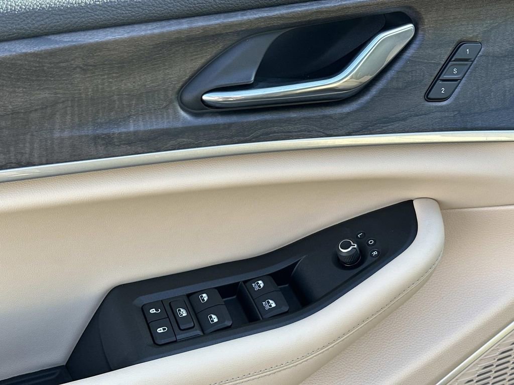 New 2026 Jeep Grand Cherokee Limited AWD/4WD image 14