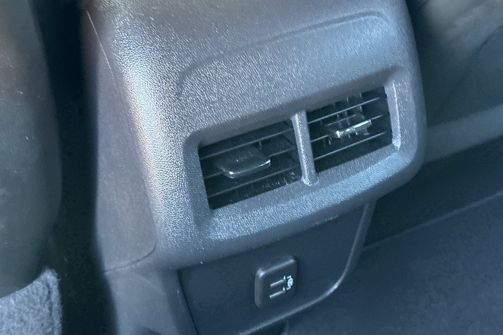 Used 2023 Chevrolet Equinox RS AWD/4WD image 13