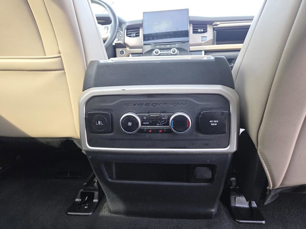 Used 2024 Ford Expedition Max Limited AWD/4WD image 25