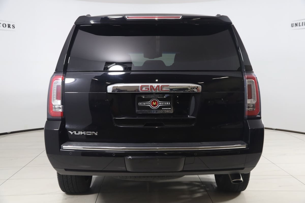 Used 2018 GMC Yukon Denali w/ Denali Ultimate Package AWD/4WD image 50