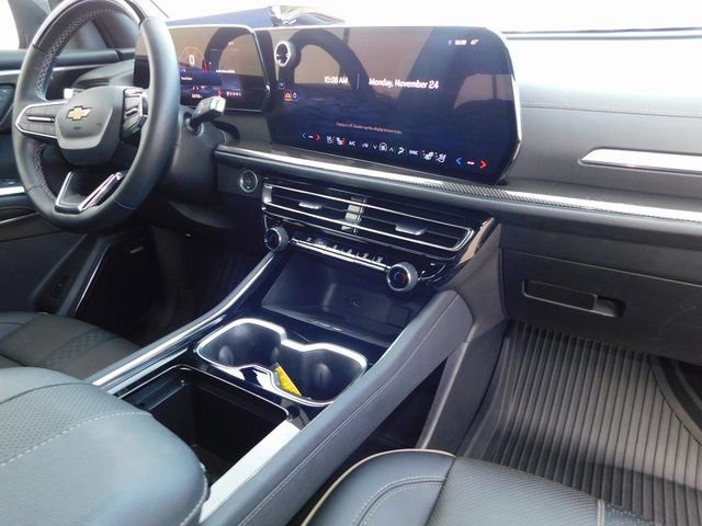 Used 2025 Chevrolet Traverse High Country w/ LPO, Floor Liner Package image 19