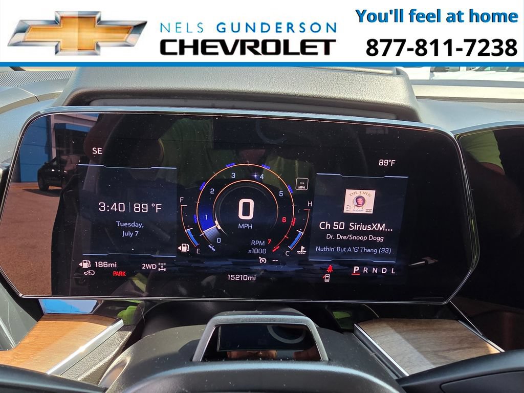 Certified 2025 Chevrolet Suburban High Country AWD/4WD image 34