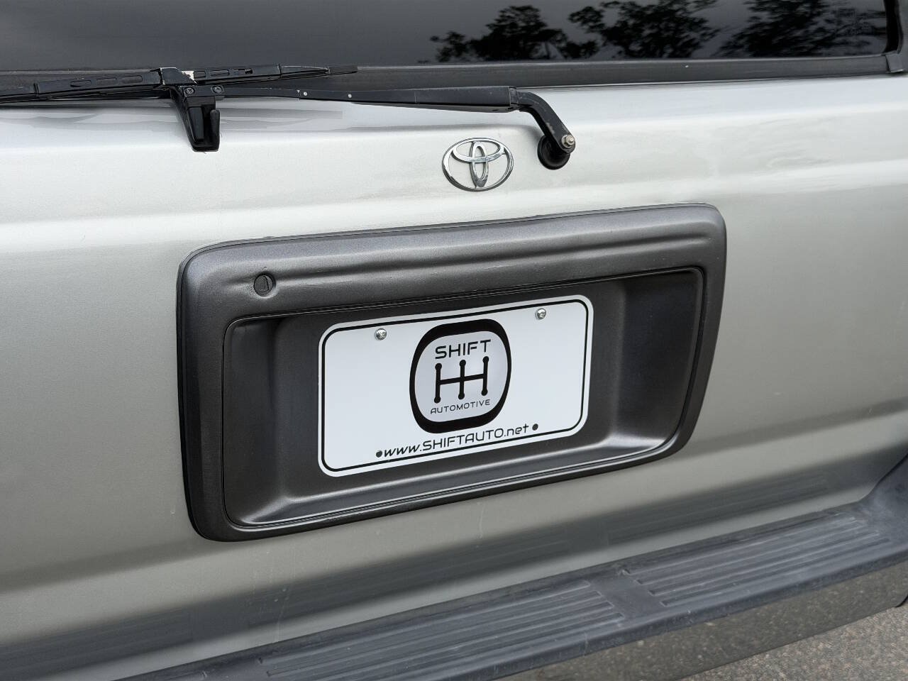 Used 2001 Toyota 4Runner SR5 AWD/4WD image 38