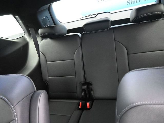 New 2026 Chevrolet Traverse LT image 10