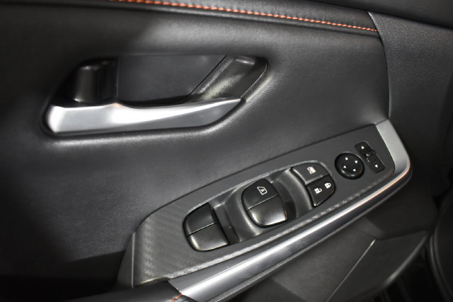 Certified 2025 Nissan Sentra SR w/ Midnight Edition FWD image 8
