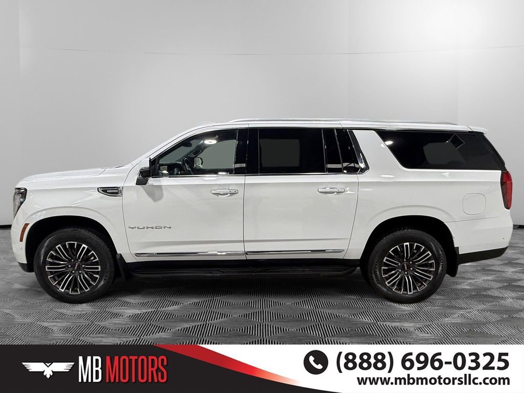 Used 2025 GMC Yukon XL Elevation AWD/4WD image 9
