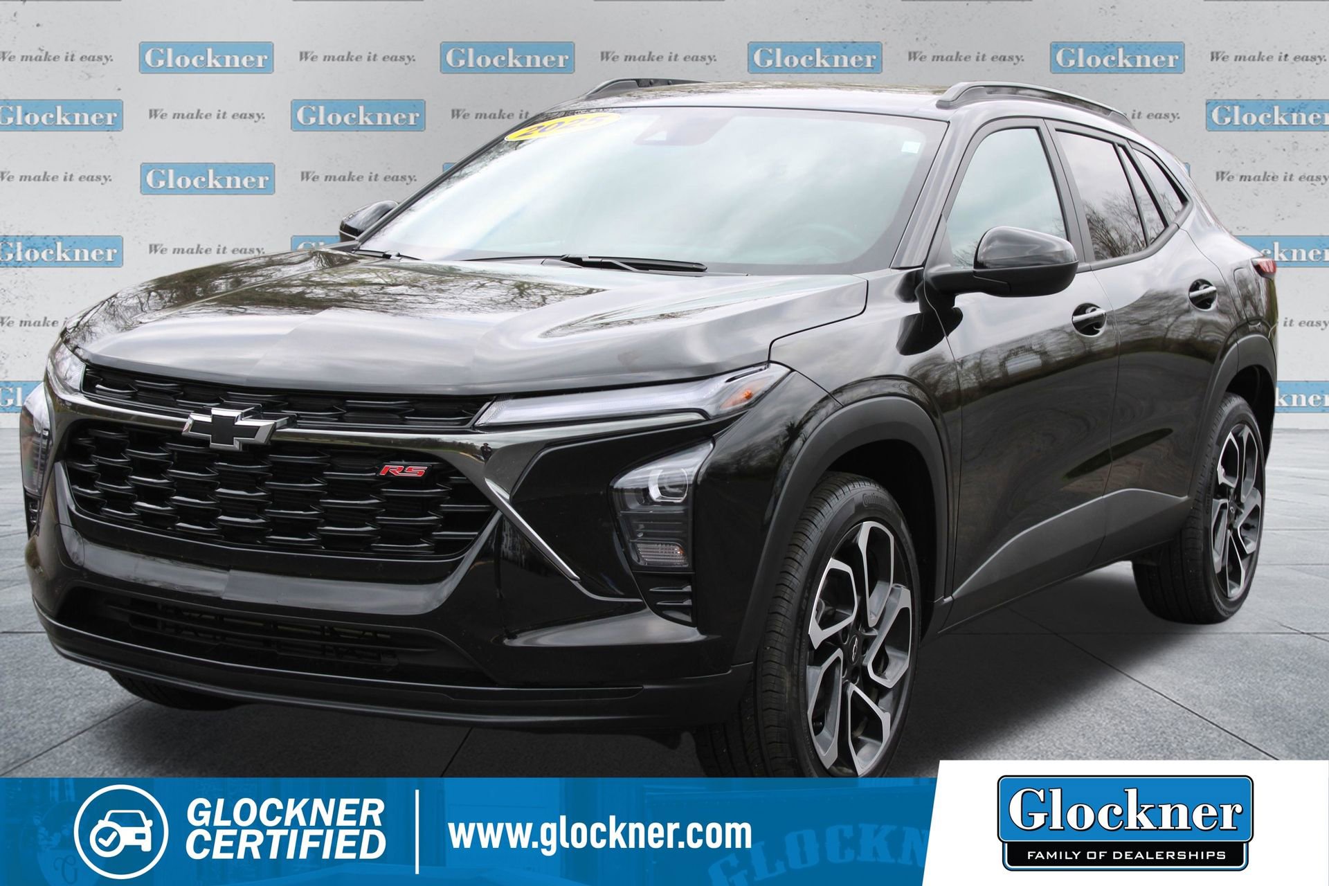 Used 2025 Chevrolet Trax RS w/ Sunroof Package image 1