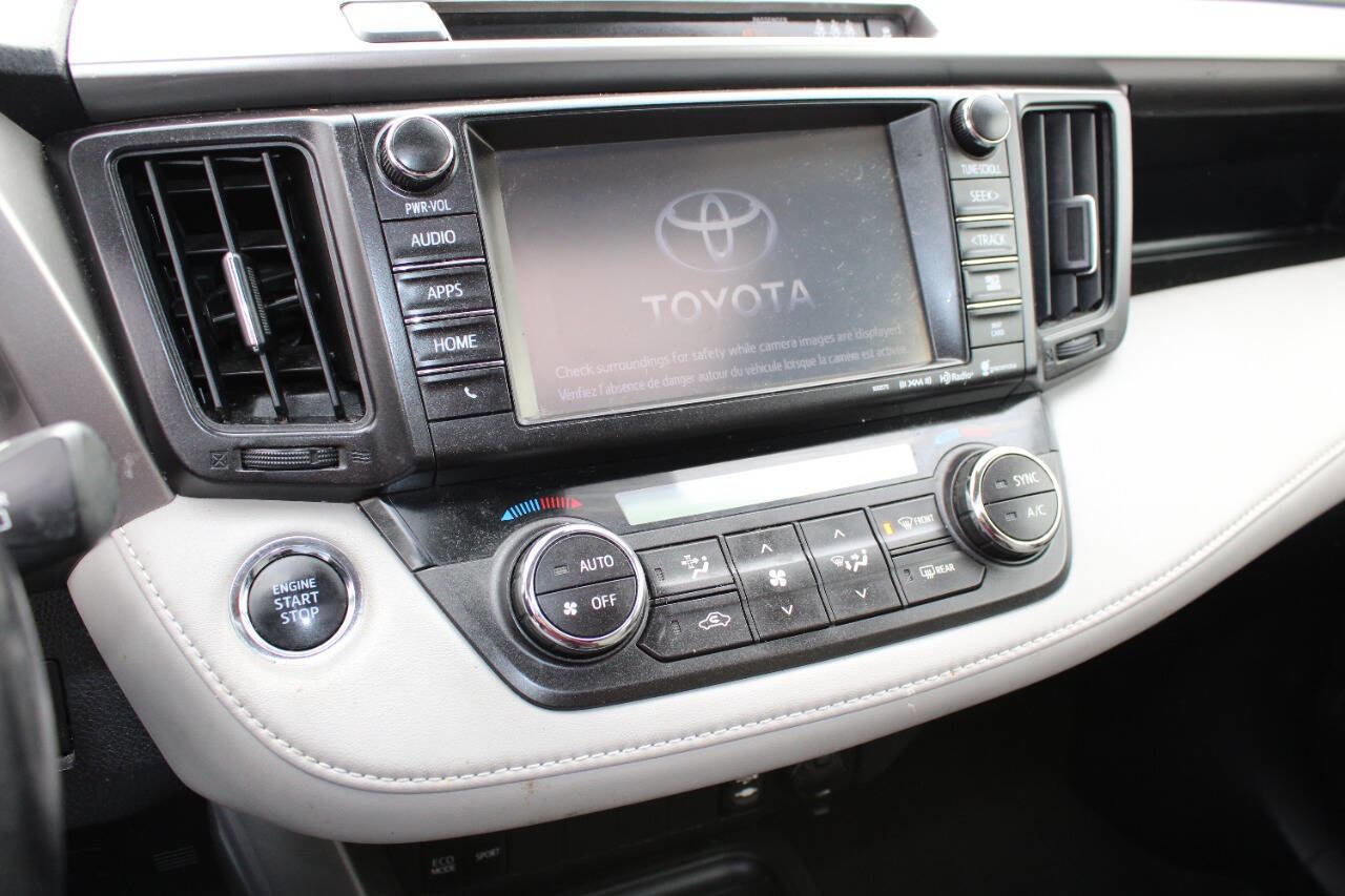 Used 2017 Toyota RAV4 XLE image 15