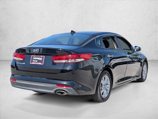 Used 2017 Kia Optima LX image 5